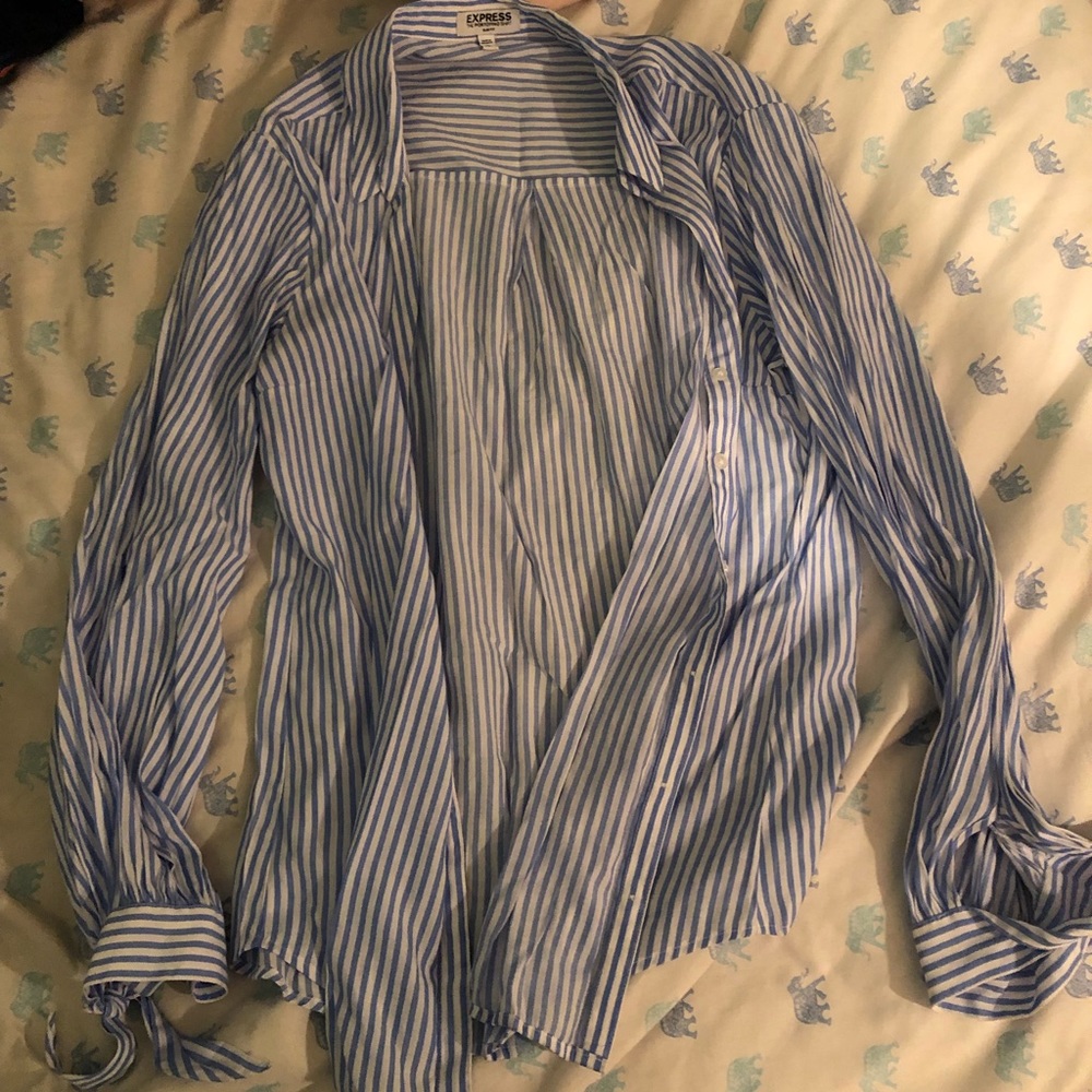 Woman’s button up